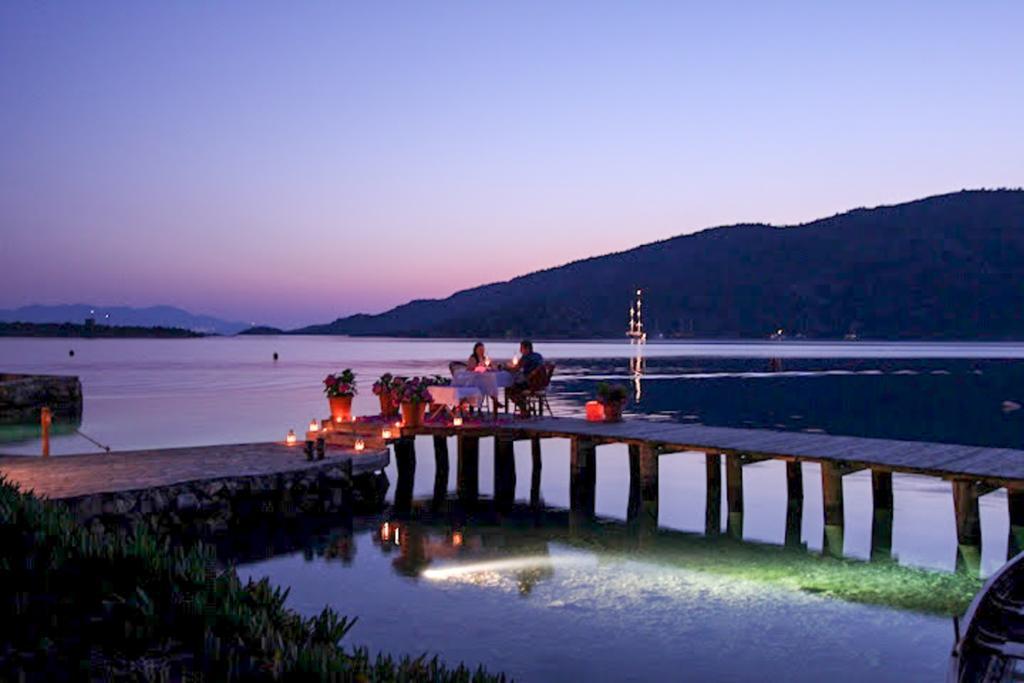 Bozburun Yacht Club Hotel ภายนอก รูปภาพ