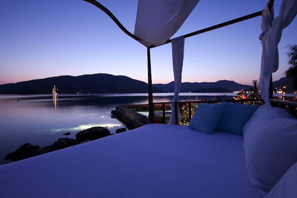 Bozburun Yacht Club Hotel ภายนอก รูปภาพ